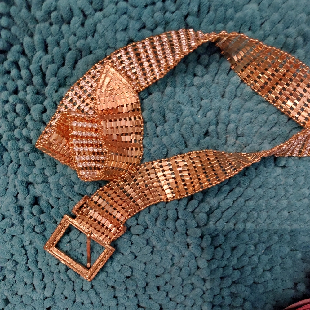 Gold belt